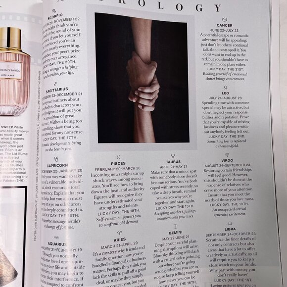 Harpers Bazar Fashion Magazine Home Issue November 2021 Tracee Ellis Ross u - Picture 9 of 11